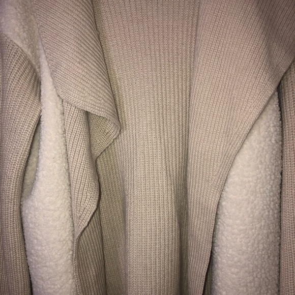 Cardigan - Picture 6 of 6